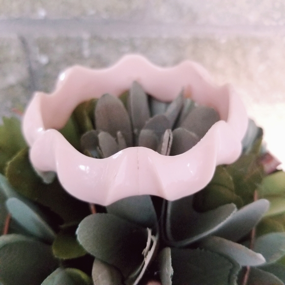 Vintage, Acrylic Bracelet - Picture 3 of 8